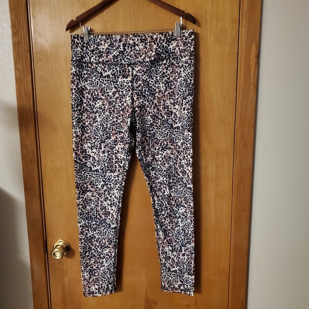 Jockey Yoga Leopard Print Leggings